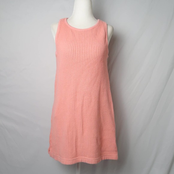 Moda International Dresses & Skirts - MODA International coral pink knit sleeveless mini dress M